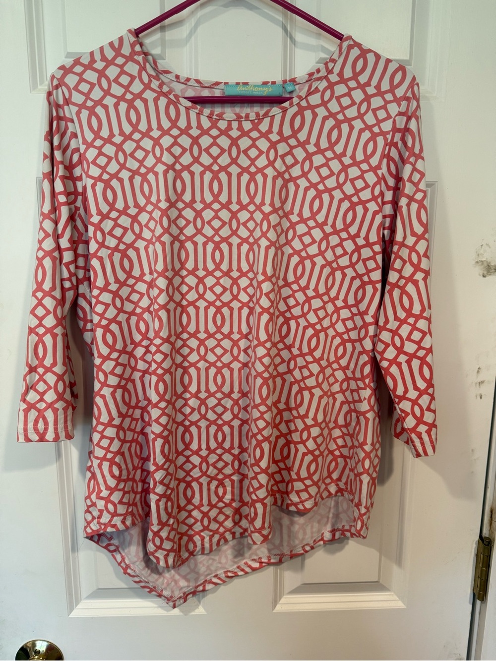 Geometric Coral Long-Sleeve Tee